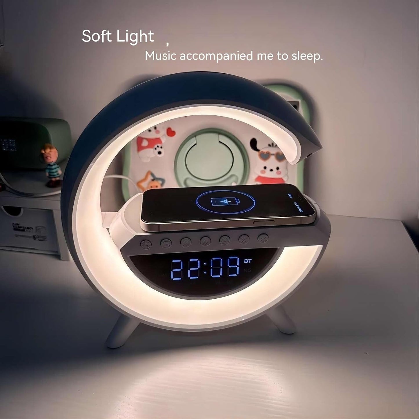 🎉 New Year's pre-sale promotion! 49% off! Three-in-one Bluetooth speaker and night light with wireless charging function.